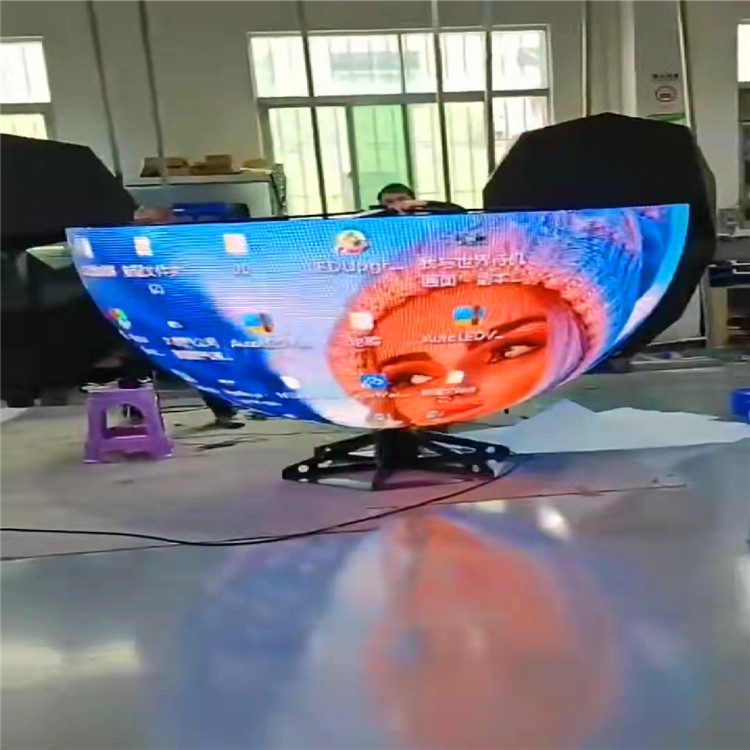 苏州LED显示屏应用福睿莱电子软模定制形状